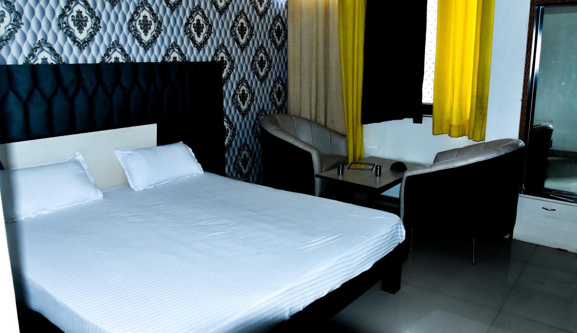 Sangam Hotel Chirawa Eksteriør bilde